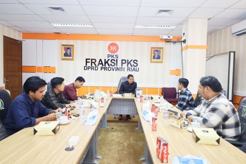 Samsuri Daris dan HPPMK-P Bahas Kondisi Infrastruktur Kecamatan Keritang Terkini