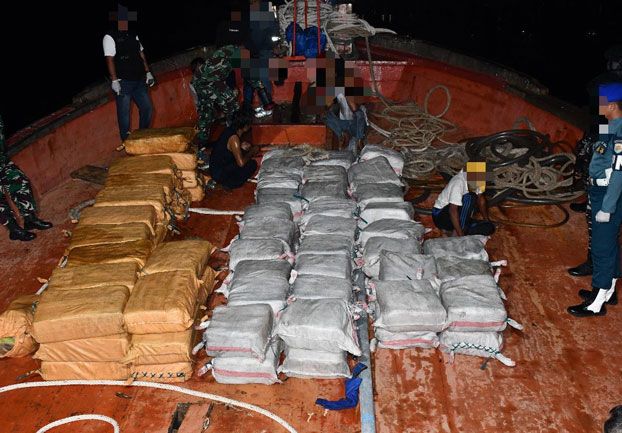 Pangkalan TNI AL Tanjung Balai Karimun Gagalkan Penyelundupan 1.905 Kg Narkotika