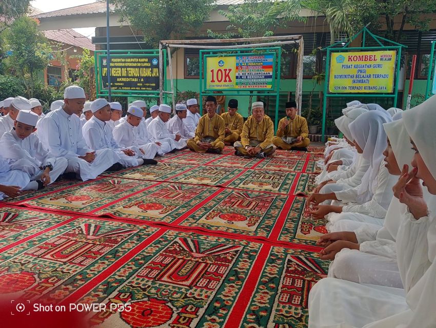 UPT SDN 006 Terpadu Kubang Jaya Gelar Khatam Alquran Siswa-siswi Kelas VI 2024-2025