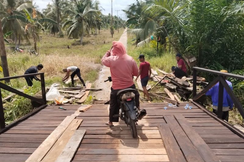 Pembangunan Jembatan Parit Gading Inhil Rampung, Mobilisasi Masyarakat Kembali Pulih
