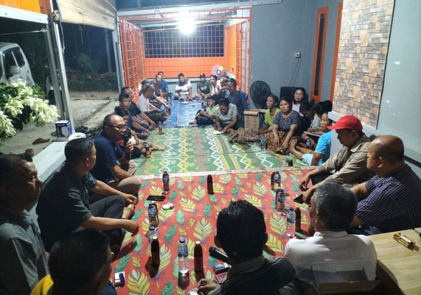Danramil 06/Siak Hulu dan Pemdes Tanah Merah Gelar Penyuluhan Bagi Peternak Babi