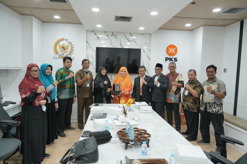 Fraksi PKS DPR RI Terima Aspirasi Serikat Pekerja PT. PHR terkait Masa Pensiun
