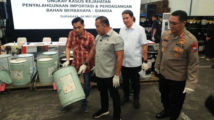 Polri Bongkar Perdagangan Ilegal Sianida Terbesar, 6.000 Drum Disita