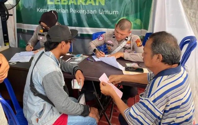 SIM Ditahan Perusahaan, Sejumlah Supir Ditilang