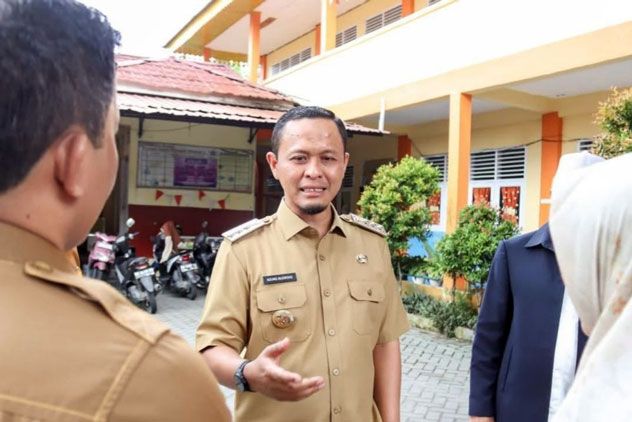 Tak Diterima di Sekolah Negeri, Pemko Pekanbaru Pastikan Anak Tak Mampu Tetap Bisa Sekolah