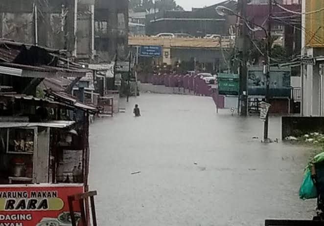 Wawako Klaim Belasan Titik Banjir di Pekanbaru Berhasil Dibenahi
