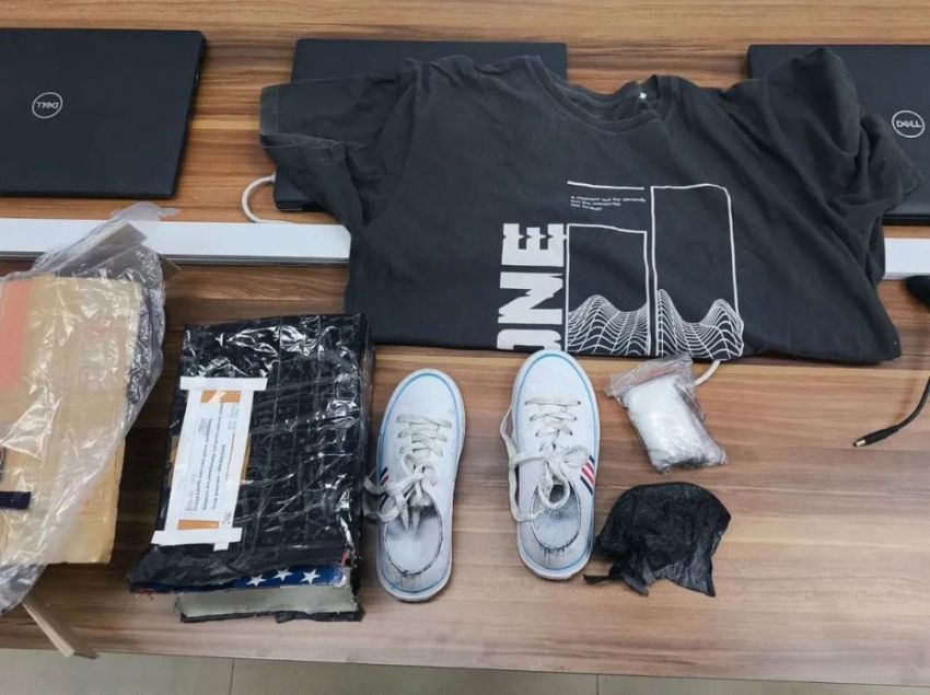 Penyelundupan Sabu dalam Sepatu Anak di Bandara SSK II Pekanbaru Terbongkar