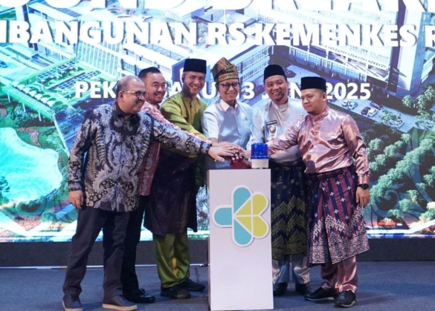 Menkes Budi Gunadi Lakukan Ground Breaking RS UPT Vertikal Riau