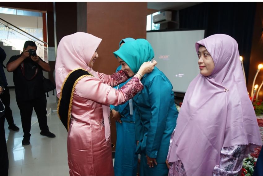 Bunda Literasi Indragiri Hilir Resmi Buka Kegiatan Bedah Buku dan Lomba Pidato Tingkat Desa dan Kelurahan