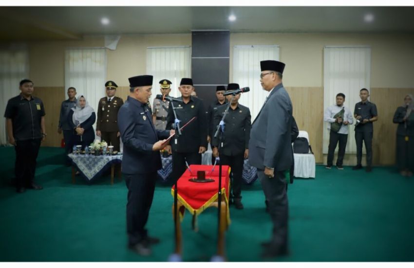 Bupati Inhil Lantik H. Tantawi Jauhari Sebagai Sekda Definitif