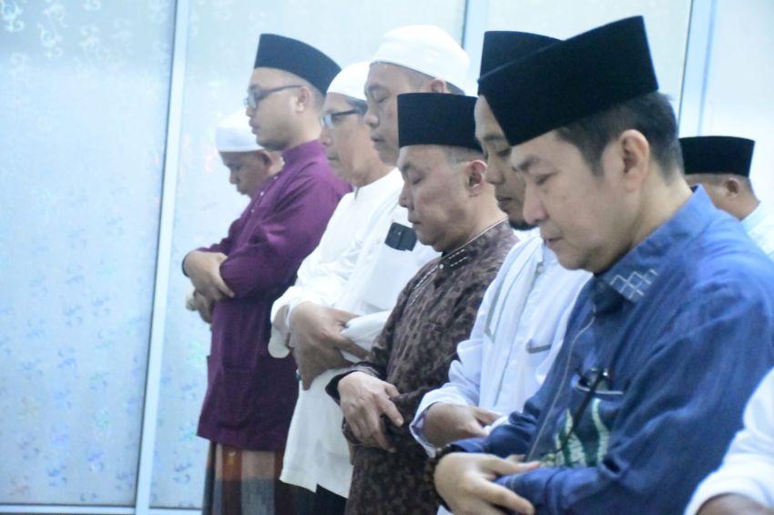 Sekda Ersan Saputra Shalat Hajat, Mohon pada Allah Agar Pelaksanaan MTQ ke-43 Riau Sukses