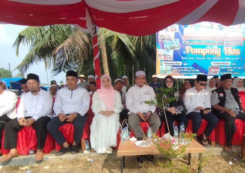 Wabup Yuliantini Buka FSI Pompong Hias Desa Sungai Intan