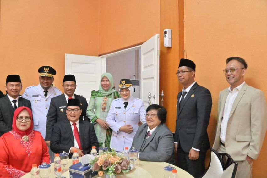 Perkuat Sinergi dan Kolaborasi, Wabup Bengkalis Hadiri Pelantikan Bupati dan Wakil Bupati Siak