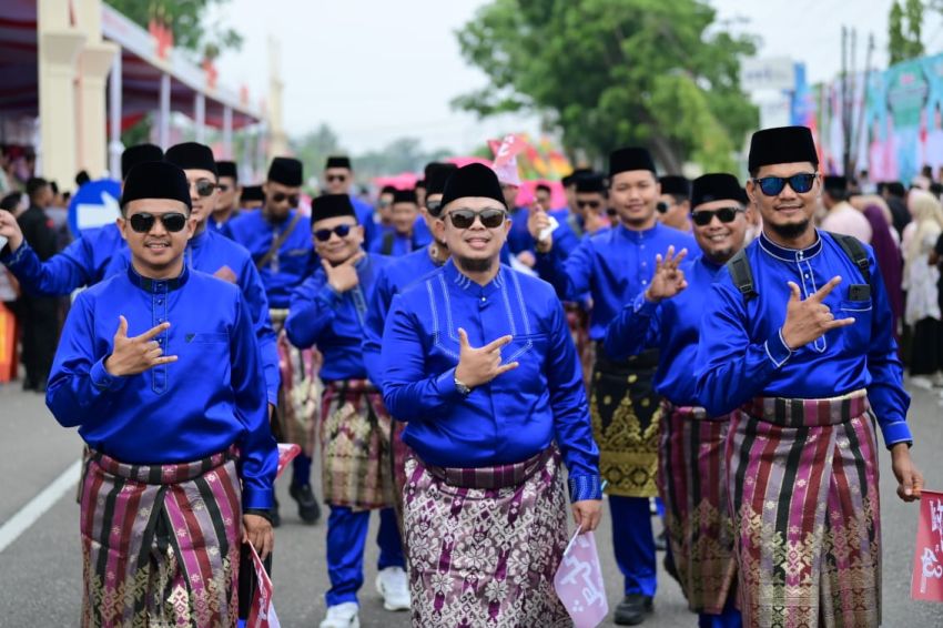 1.500 Peserta Pawai Ta'aruf Kafilah Kabupaten Bengkalis Tampil Maksimal