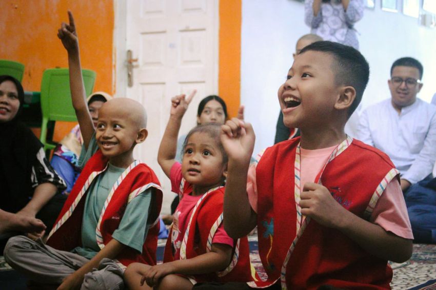Satu Hari Bersama C3FEST: Mahasiswa Ilmu Komunikasi UNRI 2022 ajak YKAKI Hadirkan Keceriaan untuk Pejuang Kanker Cilik