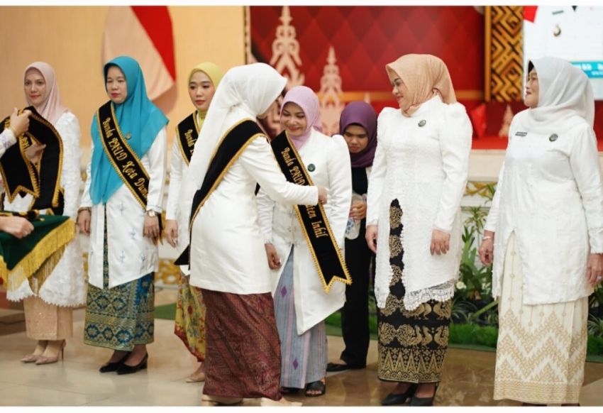 Hj. Katerina Susanti Herman Dilantik Sebagai Bunda PAUD dan Bunda Literasi Inhil