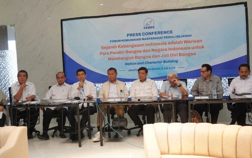 Waspadai Distorsi Sejarah Baru