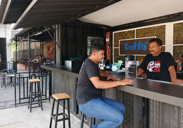 Rutin Ngopi Pagi, Mantan Pimpinan DPRD Inhu Buka Kaffa Coffee