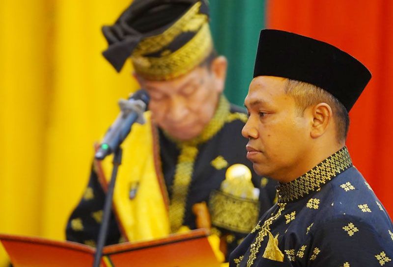 Memimpin Dengan kKeteladanan, Bukan Kekuasaan