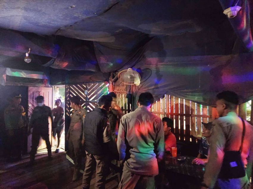 Penertiban Warung Remang-remang di Pekanbaru Berlanjut