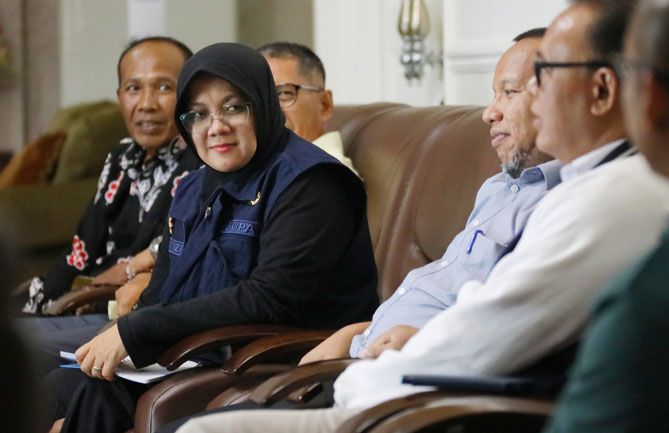 Bupati Afni Berharap KKN Universitas Muhammadiyah Berdampak Positif Bagi Masyarakat Siak