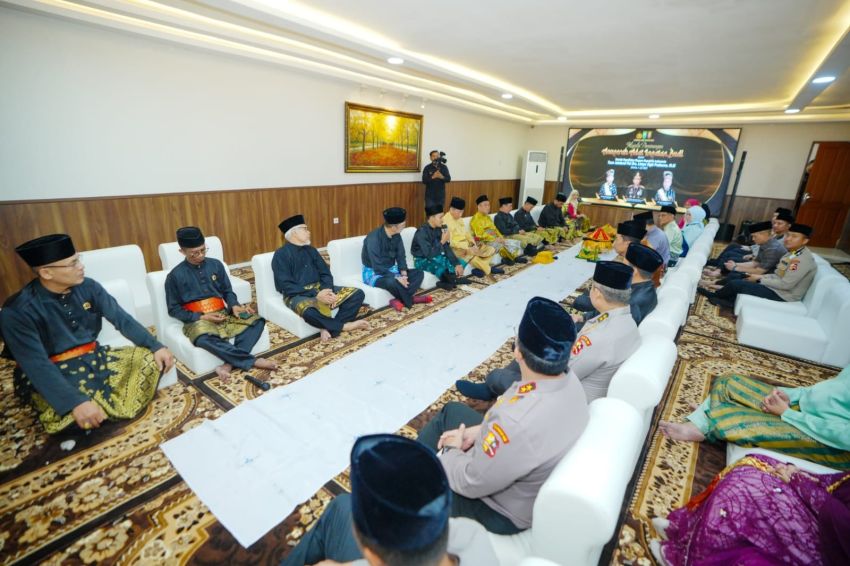 Kapolri akan Terima Anugerah Adat Ingatan Budi dari LAMR
