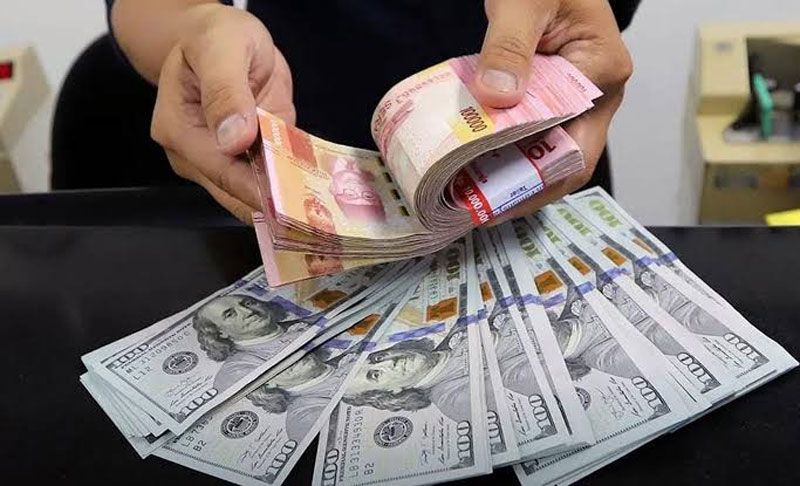 Rupiah Melemah Imbas Demo