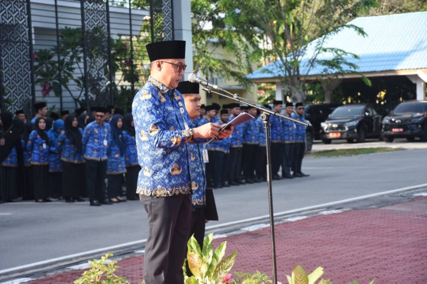 Sekda Ersan Pimpin Upacara Peringatan HUT RI Ke-80 di Bengkalis