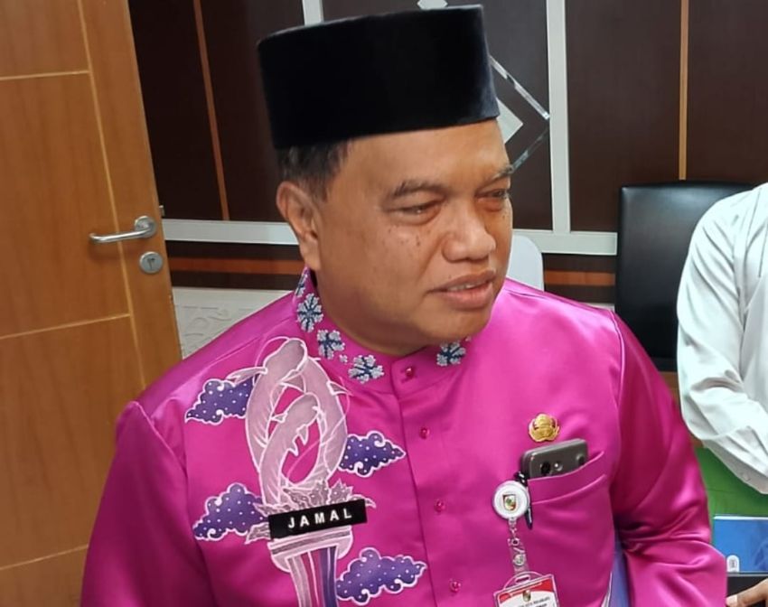 Disdik Pekanbaru Tegaskan Tak Ada Kewajiban Beli Baju Seragam di Sekolah