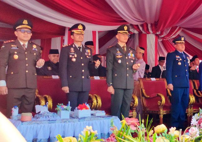 Dandim 0313/KPR Hadiri Upacara HUT RI Ke 80 di Kabupaten Rokan Hulu,Riau