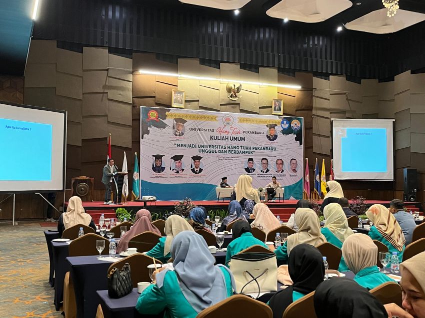 Ketua PWI Riau Paparkan Tantangan Jurnalis di Tengah Digitalisasi
