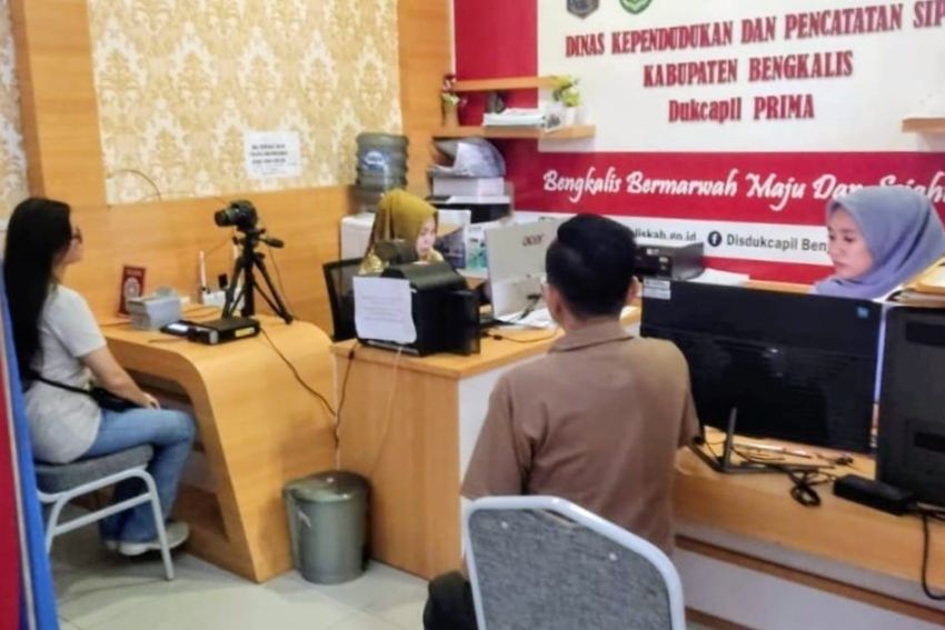 Disdukcapil Bengkalis Gesa Perekaman KTP El Melalui Jebol Master dan Go to School