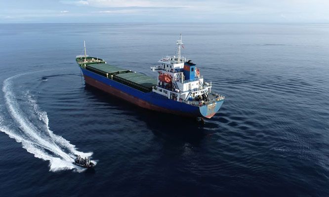 mla RI Periksa Kapal Asing Asal Vietnam di Selat Malaka