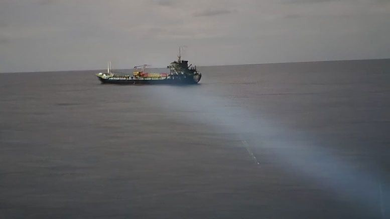 Bakamla RI Evakuasi Kapal MV Leann Yang Terbakar di Perairan Anambas