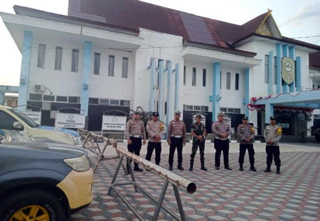 TNI-Polri Gelar Patroli Sinergitas di Kecamatan Kandis, Wujudkan Kamtibmas Aman dan Kondusif