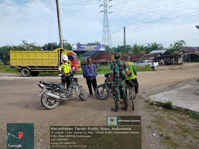 Amankan Wilayah PHR, Anggota Koramil 0321- 02/TP Gelar Komsos dengan Warga Melayu Besar