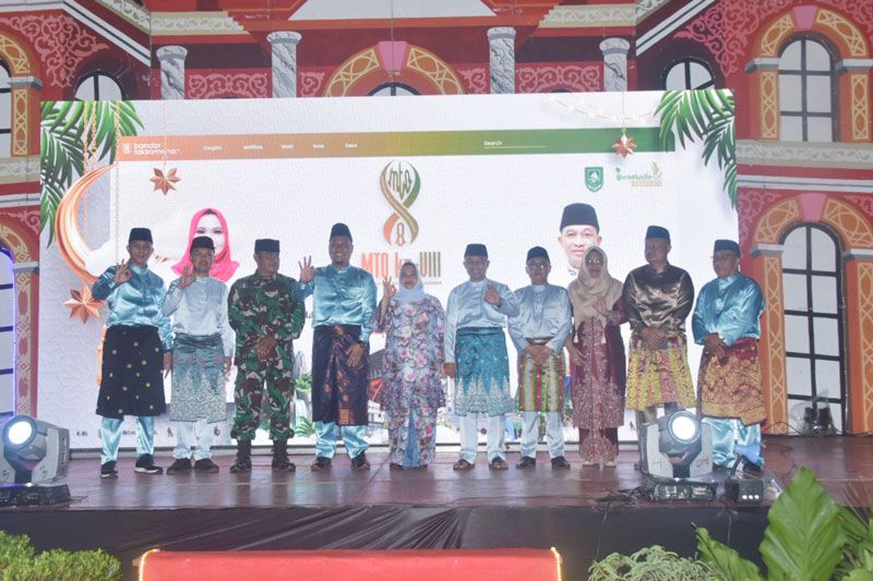 Buka MTQ ke-8 Kecamatan Bandar Laksamana, Bupati Kasmarni: Al-Quran Benteng Utama Kehidupan