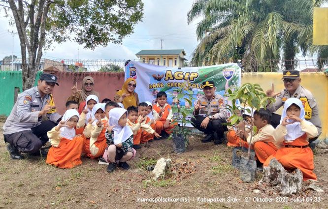 Green Policing, Kapolsek Kandis Tumbuhkan Rasa Cinta Lingkungan kepada Anak Usia Dini Melalui Cerita Inspiratif