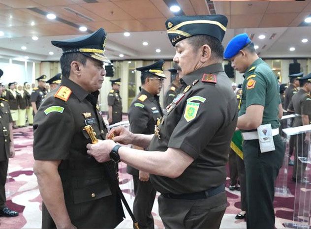 Jaksa Agung Lantik Sutikno Sebagai Kajati Riau