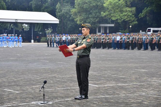 Mabes TNI Gelar Upacara Hari Sumpah Pemuda: Indonesia Harus Berdiri Tegak, Indonesia Tak Boleh Kalah