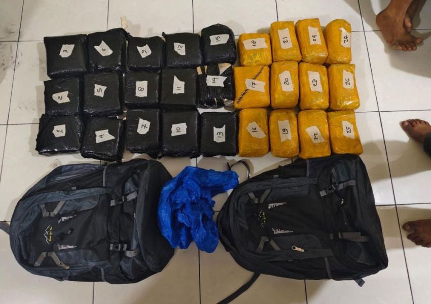 Penangkapan Berlangsung Dramatis, Kurir 28,3 Kg Sabu Ditangkap di Pekanbaru
