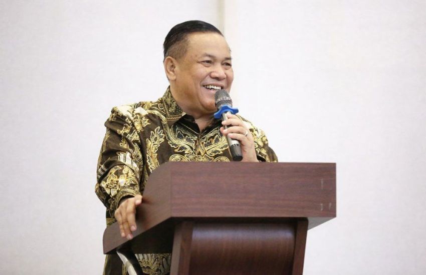 Hari Pertama Tugas Plt Gubernur Riau, SF Hariyanto Pimpin Rapat Evaluasi APBD