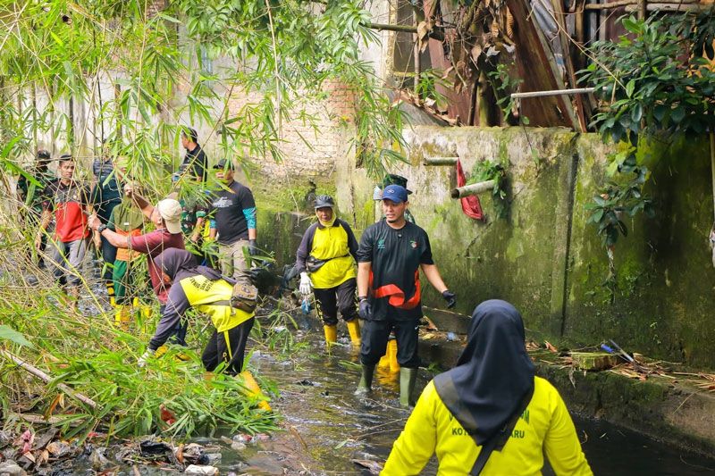 Wali Kota Ajak Warga Pekanbaru Siaga Banjir, Galakkan Gerakan Bersih Lingkungan