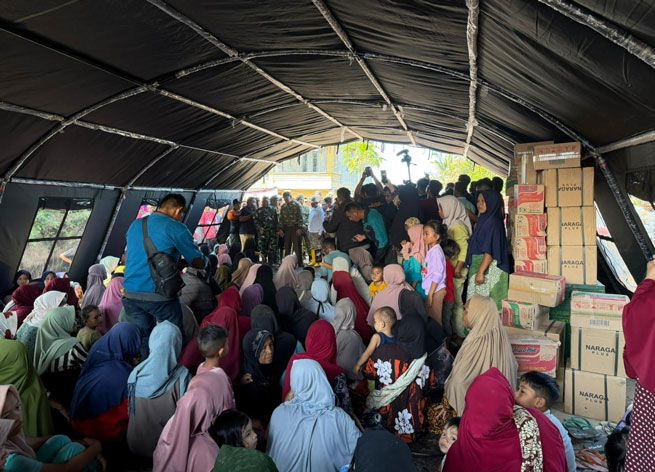Panglima TNI Dampingi Menhan RI Tinjau Langsung Pengungsi Banjir di Pidie Jaya, Aceh