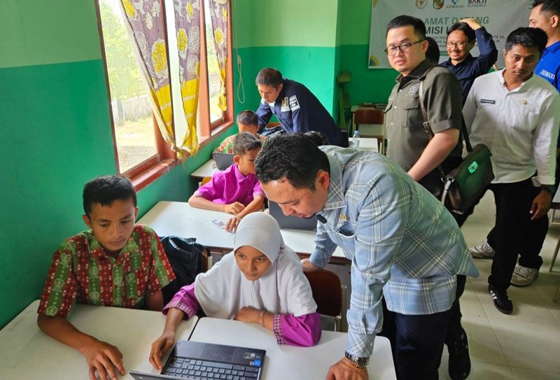DPR RI Minta Kementerian Komdigi Atasi Blankspot di Riau