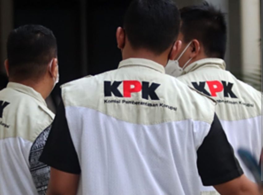 KPK Sita Uang Tunai Usai Geledah Kediaman Plt Gubernur Riau