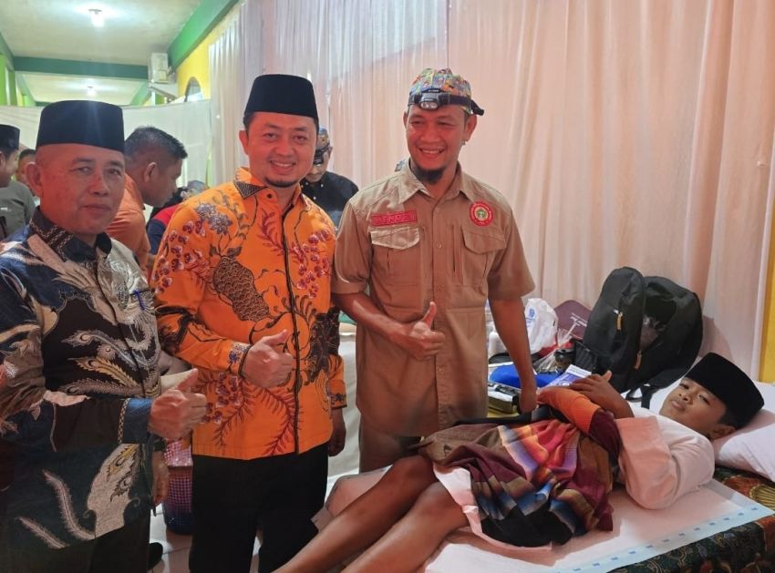 100 Anak di Kampar Ikut Khitanan Massal