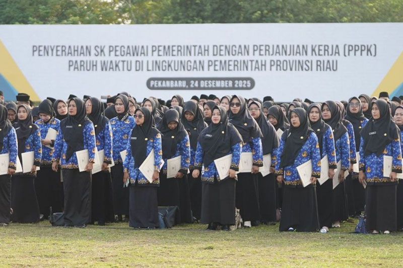 2.505 PPPK Paruh Waktu Pemprov Riau Terima SK