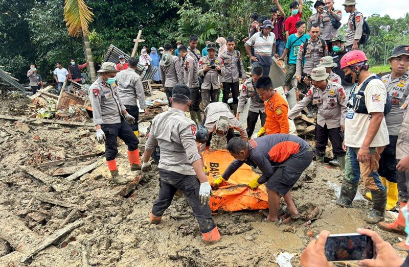 Korban Meninggal Bencana di Sumatera 914 Jiwa, 389 Masih Hilang