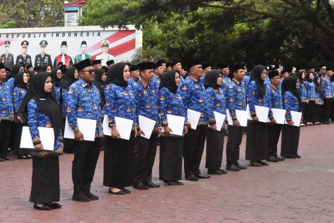 Serahkan SK PPPK Paruh Waktu, Bupati Bengkalis Tegaskan Disiplin, Integritas, dan Evaluasi Kinerja Triwulanan